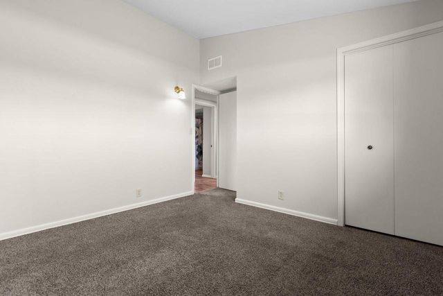 4400 COUNTY ROAD T, Oshkosh, WI 54904