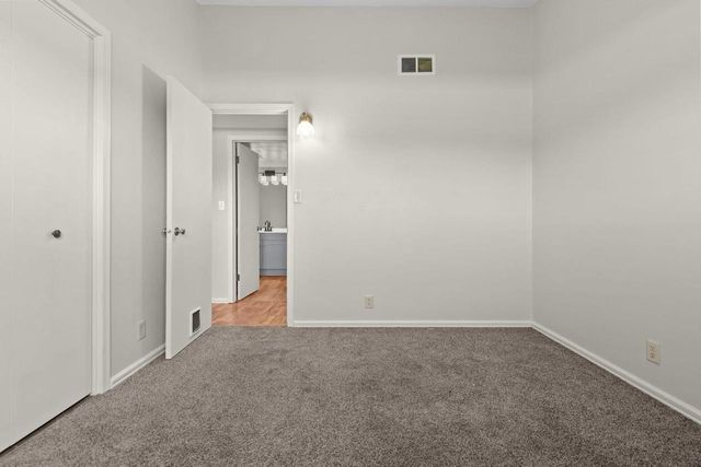 4400 COUNTY ROAD T, Oshkosh, WI 54904