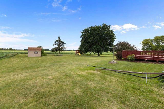 4400 COUNTY ROAD T, Oshkosh, WI 54904