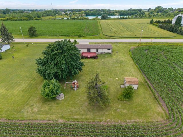4400 COUNTY ROAD T, Oshkosh, WI 54904