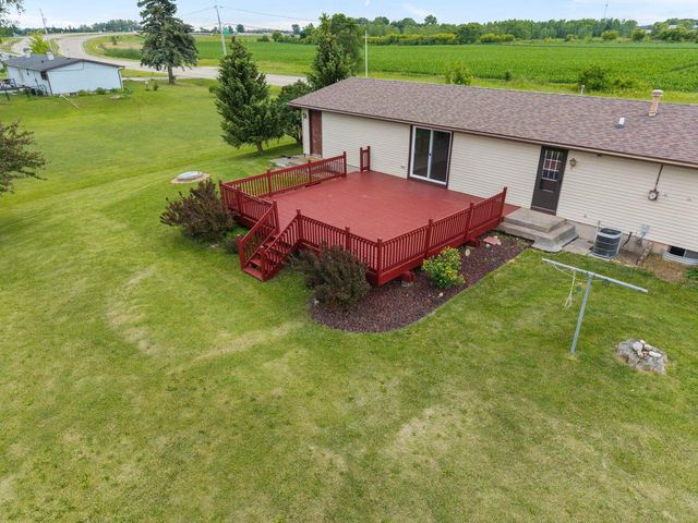 4400 COUNTY ROAD T, Oshkosh, WI 54904