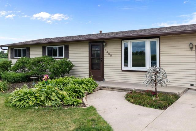 4400 COUNTY ROAD T, Oshkosh, WI 54904