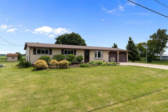 4400 COUNTY ROAD T, Oshkosh, WI 54904
