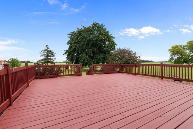 4400 COUNTY ROAD T, Oshkosh, WI 54904