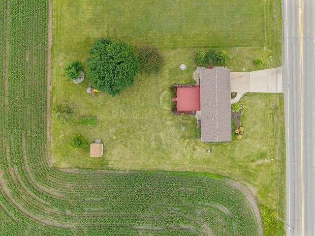 4400 COUNTY ROAD T, Oshkosh, WI 54904