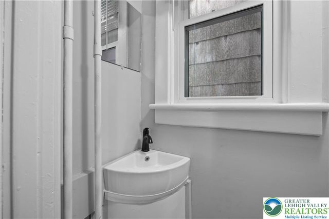 721 Ferry Street, Easton, PA 18042