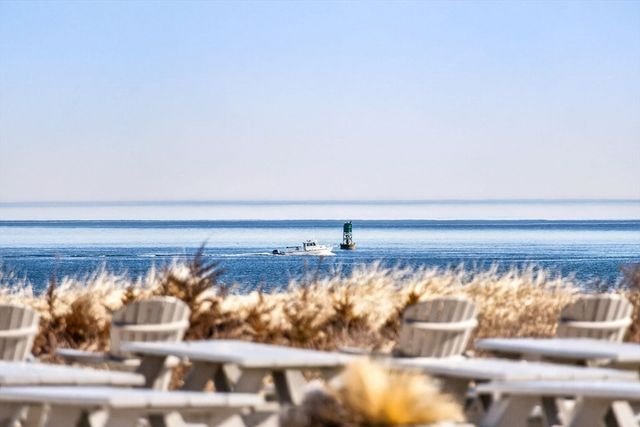 4 Freeman Avenue, Sandwich, MA 02563