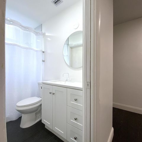 3521 NW 29th Street, Lauderdale Lakes, FL 33311