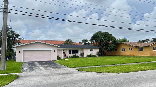 3521 NW 29th Street, Lauderdale Lakes, FL 33311