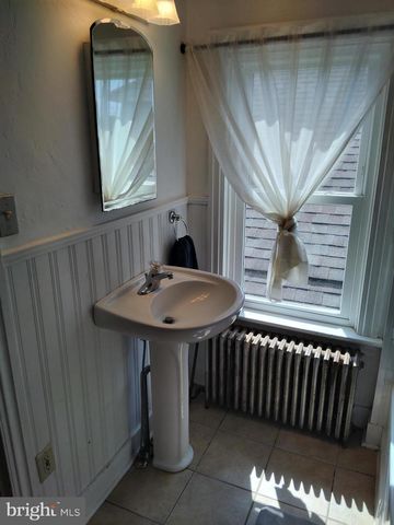 221 PRINCESS ST, Hanover, PA 17331