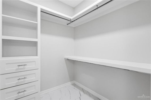 419 Serg Loop, Alamo, TX 78516