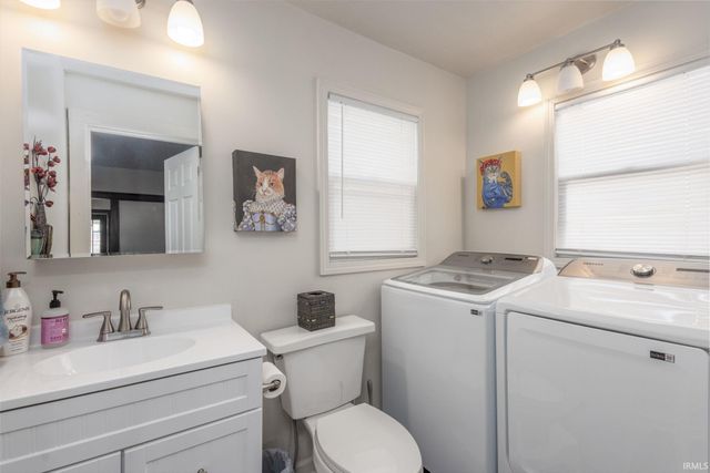 1022 Division Street, Mishawaka, IN 46545