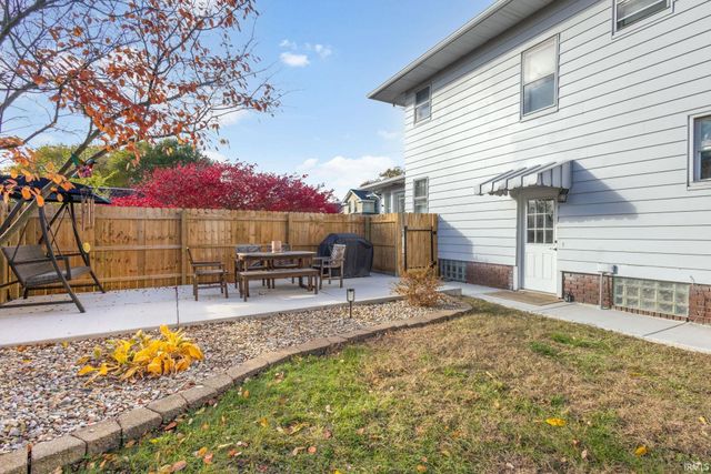 1022 Division Street, Mishawaka, IN 46545