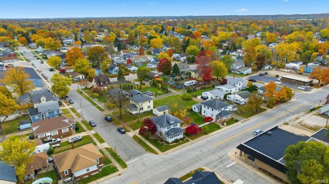 1022 Division Street, Mishawaka, IN 46545