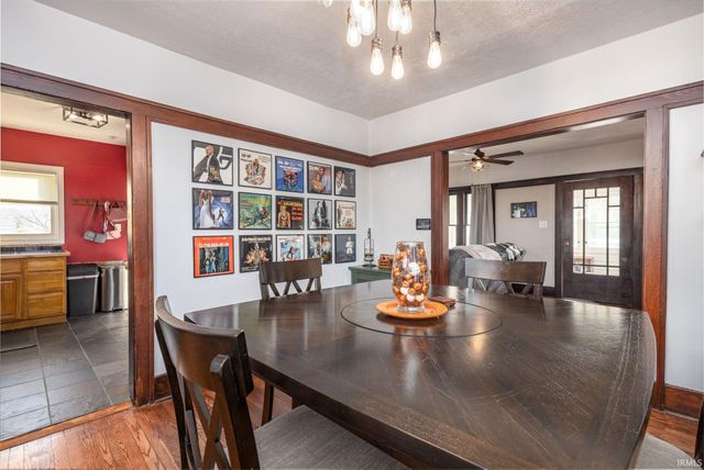 1022 Division Street, Mishawaka, IN 46545