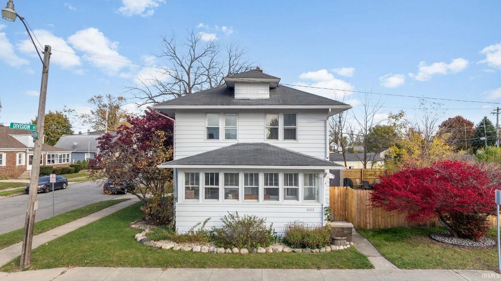 1022 Division Street, Mishawaka, IN 46545