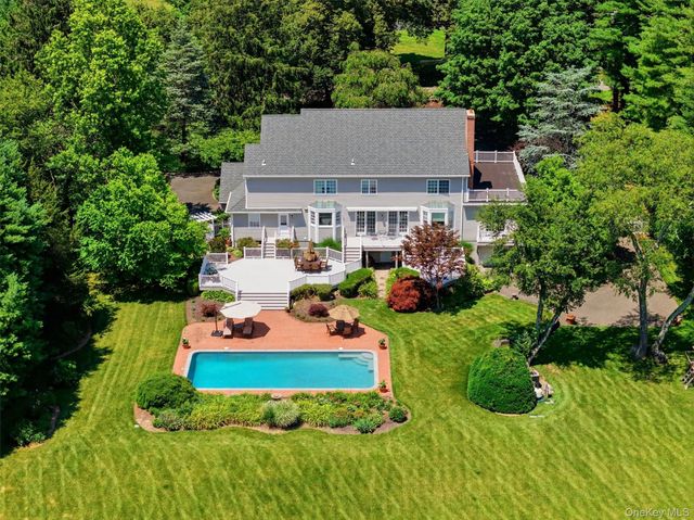 61 Linden Lane, Upper Brookville, NY 11545
