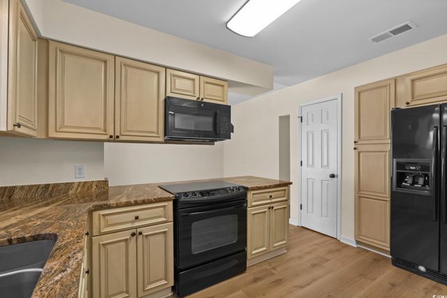 102 St. Andrews Ln., Myrtle Beach, SC 29588