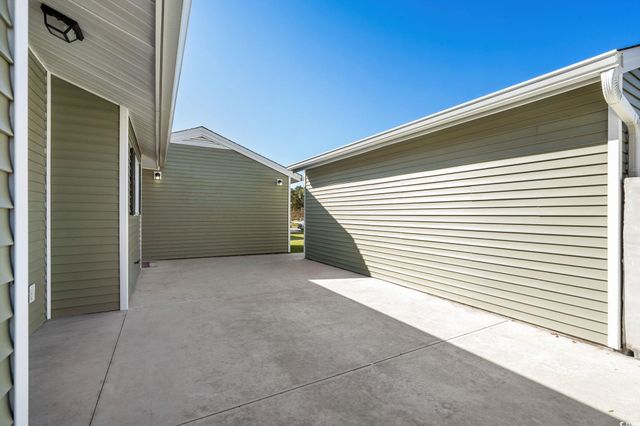 102 St. Andrews Ln., Myrtle Beach, SC 29588