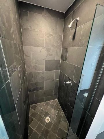 900 Biscayne Blvd 5605, Miami, FL 33132