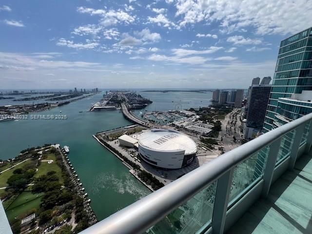 900 Biscayne Blvd 5605, Miami, FL 33132