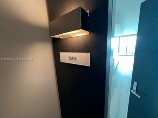 900 Biscayne Blvd 5605, Miami, FL 33132