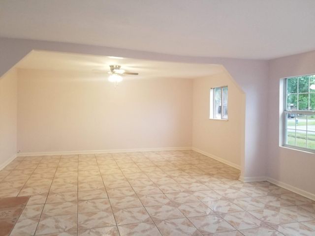 10006 Chesterfield Drive, Houston, TX 77051