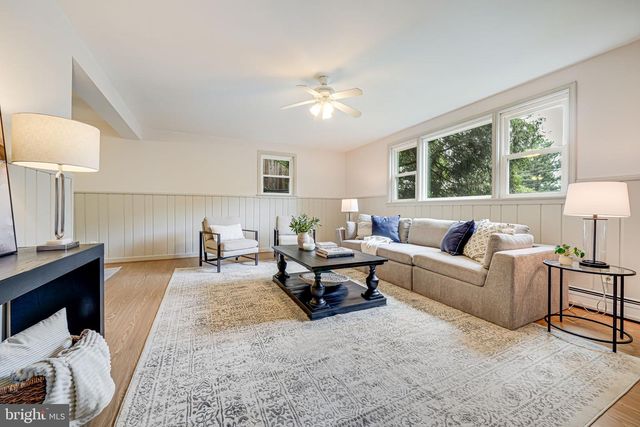 2566 MILITARY RD, Arlington, VA 22207