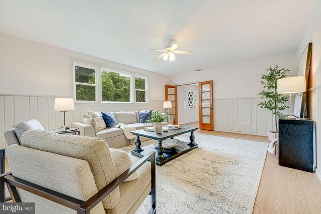 2566 MILITARY RD, Arlington, VA 22207