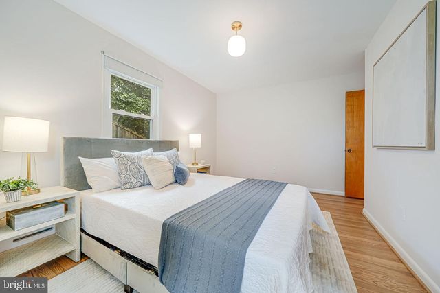 2566 MILITARY RD, Arlington, VA 22207