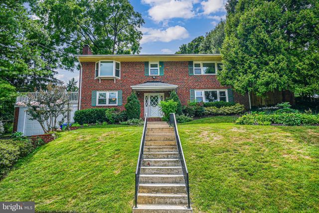 2566 MILITARY RD, Arlington, VA 22207