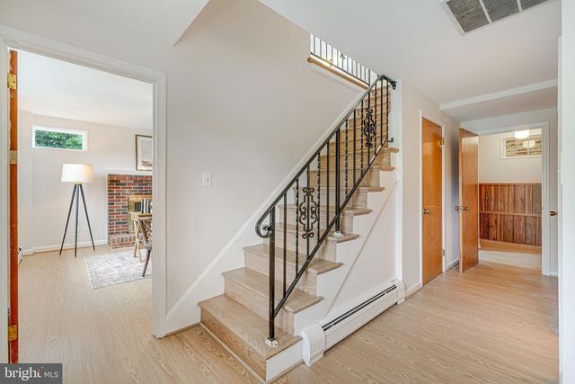 2566 MILITARY RD, Arlington, VA 22207