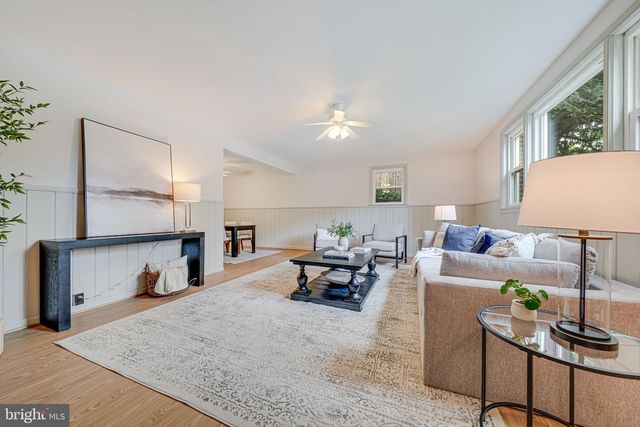 2566 MILITARY RD, Arlington, VA 22207