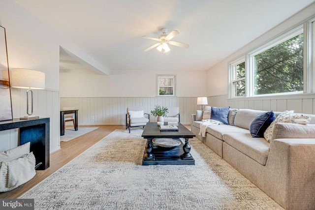 2566 MILITARY RD, Arlington, VA 22207