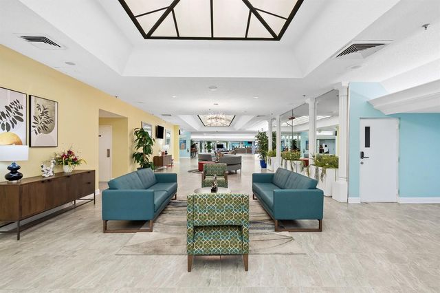 10442 Sunrise Lakes Boulevard 111, Sunrise, FL 33322