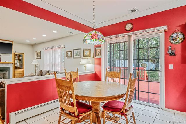 22 Jerusalem Hollow Road, Manorville, NY 11949