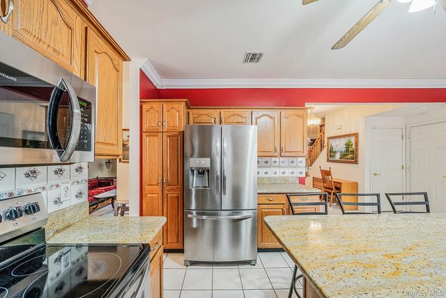 22 Jerusalem Hollow Road, Manorville, NY 11949