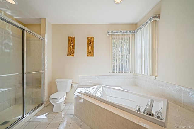 22 Jerusalem Hollow Road, Manorville, NY 11949