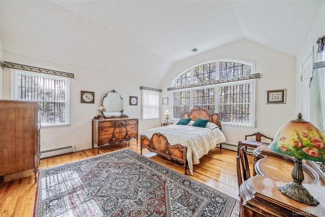 22 Jerusalem Hollow Road, Manorville, NY 11949