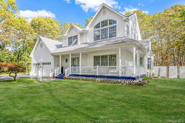 22 Jerusalem Hollow Road, Manorville, NY 11949