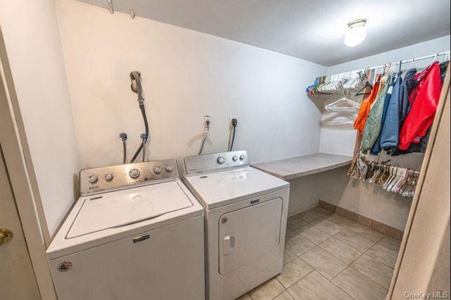 22 Jerusalem Hollow Road, Manorville, NY 11949