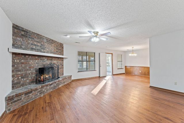 4 Osmington Lane, Bella Vista, AR 72714