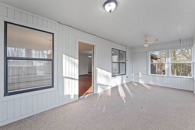 4 Osmington Lane, Bella Vista, AR 72714