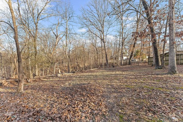 4 Osmington Lane, Bella Vista, AR 72714