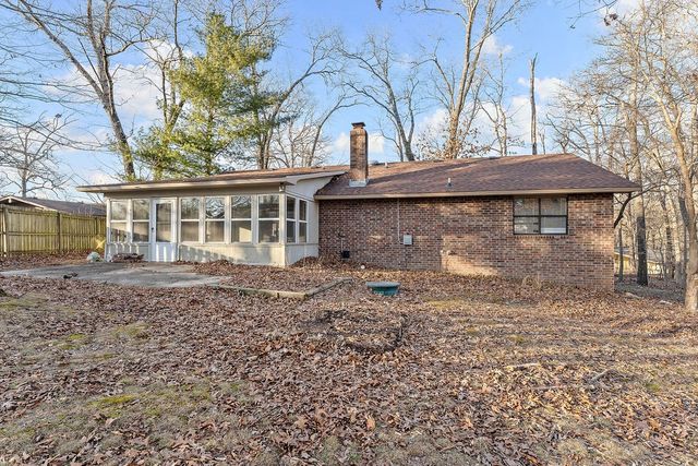 4 Osmington Lane, Bella Vista, AR 72714