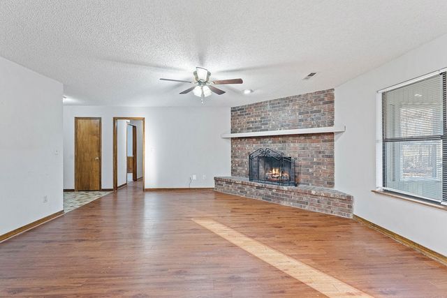 4 Osmington Lane, Bella Vista, AR 72714