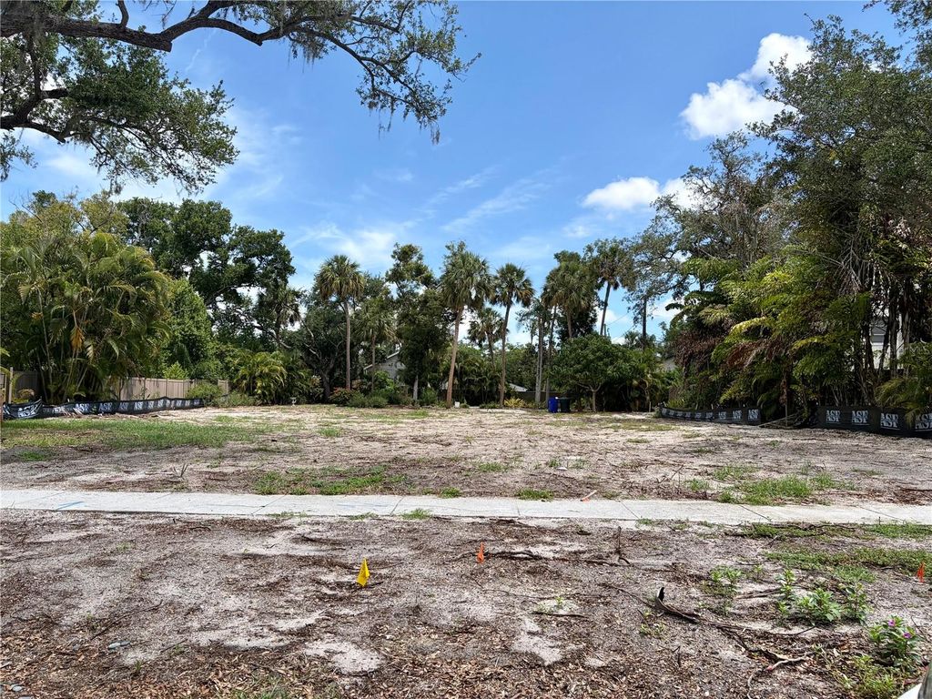 240 PRESIDENT LOT 17 STREET, Dunedin, FL 34698