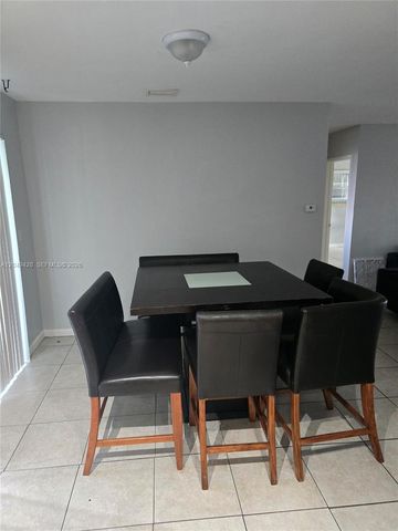 2111 N 57th Terrace, Hollywood, FL 33021