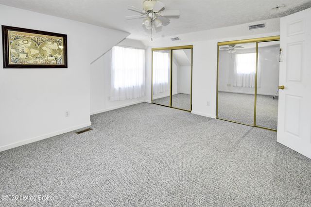 11524 Lower River Rd, Louisville, KY 40272