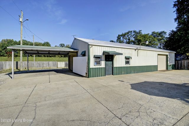 11524 Lower River Rd, Louisville, KY 40272